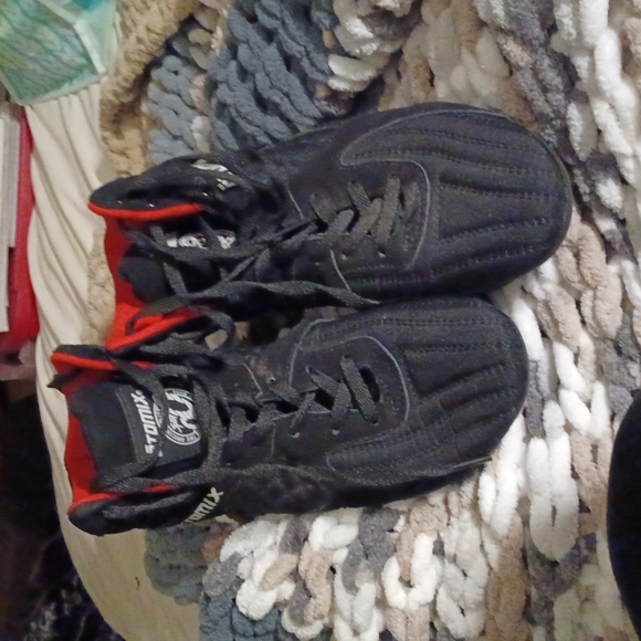 Otimix black athletic shoe size 8men/9.5women main image 6